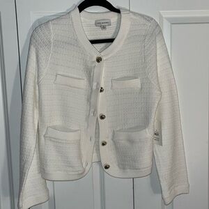 Trendy white gold button jacket